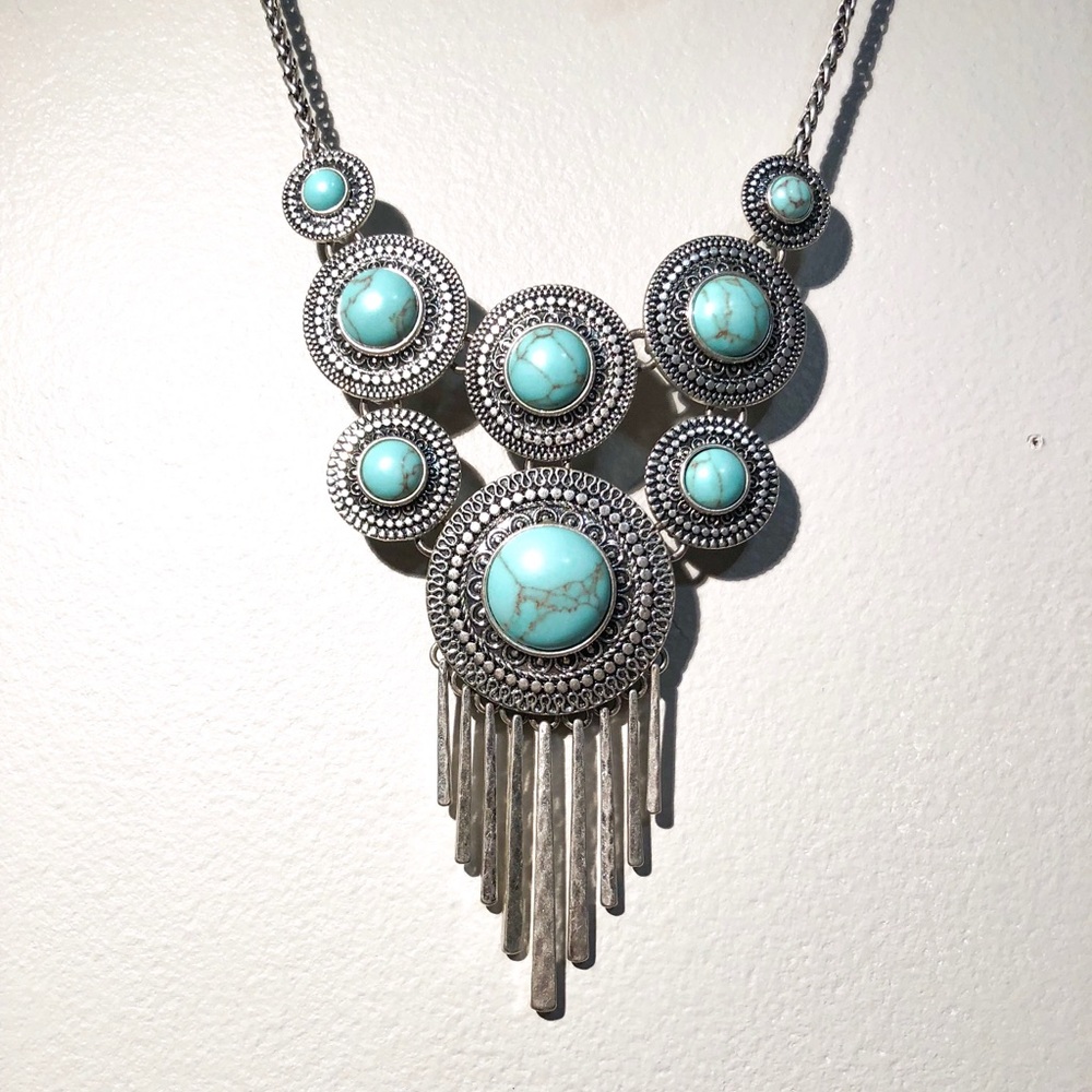 Lucky Brand Silvertone Turquoise Front Necklace